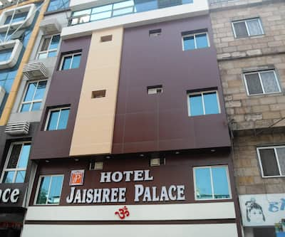 https://imgcld.yatra.com/ytimages/image/upload/t_hotel_yatra_city_desktop/v1454634842/Domestic Hotels/Hotels_Bhopal/Hotel Jaishree Palace/SDC13639.jpg